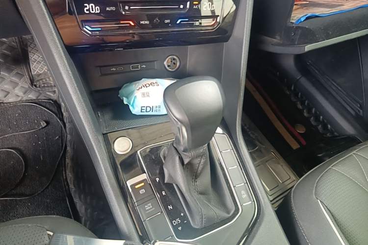Used Volkswagen Tiguan L 2023 330TSI Automatic Two-Wheel Drive Smart Edition Gear Lever