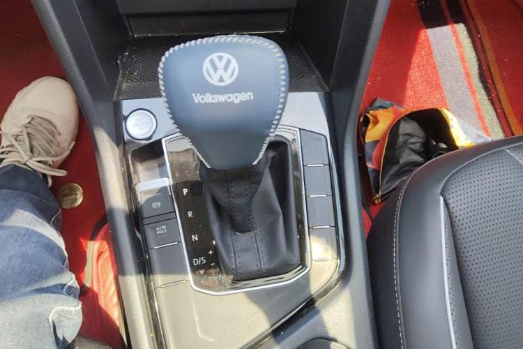 Used Volkswagen Tiguan L 2023 300TSI Automatic Two-Wheel Drive Smart Edition Gear Lever