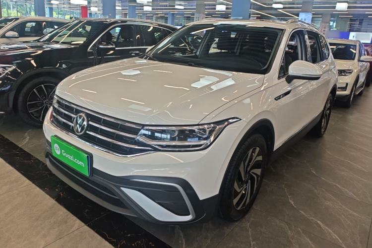 Used Volkswagen Tiguan L 2023 330TSI Automatic Two-Wheel Drive Smart Edition Guazi used car, China used car export, Used car for sale, Used cars, Cheapest cars for sale