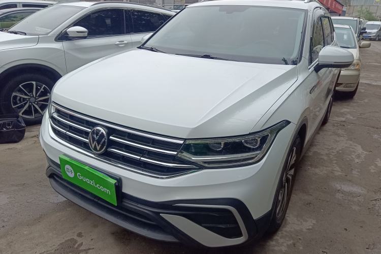 Used Volkswagen Tiguan L 2023 330TSI Automatic Two-Wheel Drive Smart Edition Guazi used car, China used car export, Used car for sale, Used  cars, Cheapest cars for sale