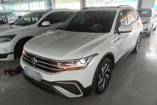 Ojetý Volkswagen Tiguan L 2023 330TSI Automatic Two-Wheel Drive Comfort Edition