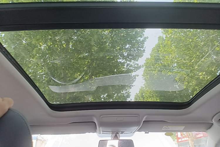Used Volkswagen Tiguan L 2023 300TSI Automatic Two-Wheel Drive Smart Edition Headliner