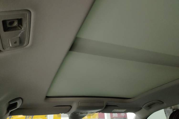 Used Volkswagen Tiguan L 2023 330TSI Automatic Two-Wheel Drive R-Line Enjoyment Edition Headliner