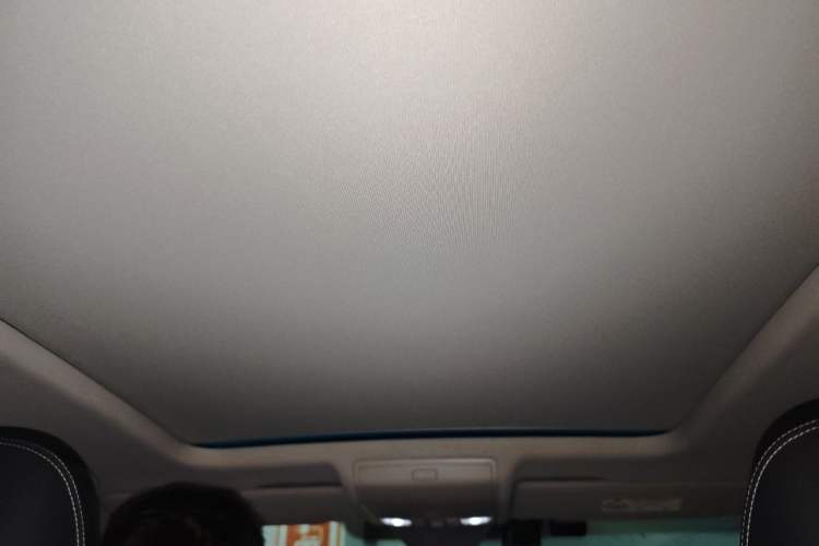 Used Volkswagen Tiguan L 2023 330TSI Automatic Two-Wheel Drive R-Line Enjoyment Edition Headliner