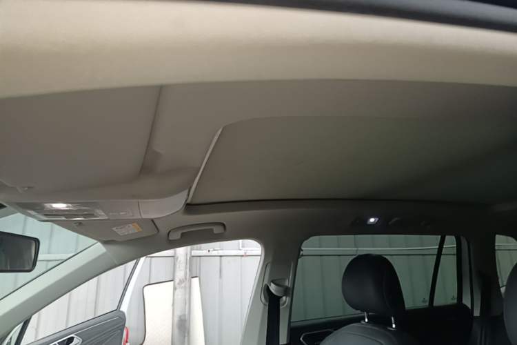 Used Volkswagen Tiguan L 2023 330TSI Automatic Two-Wheel Drive Smart Edition Headliner