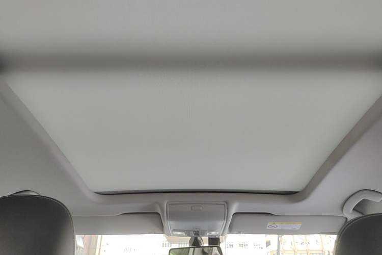 Used Volkswagen Tiguan L 2023 300TSI Automatic Two-Wheel Drive Smart Edition Headliner