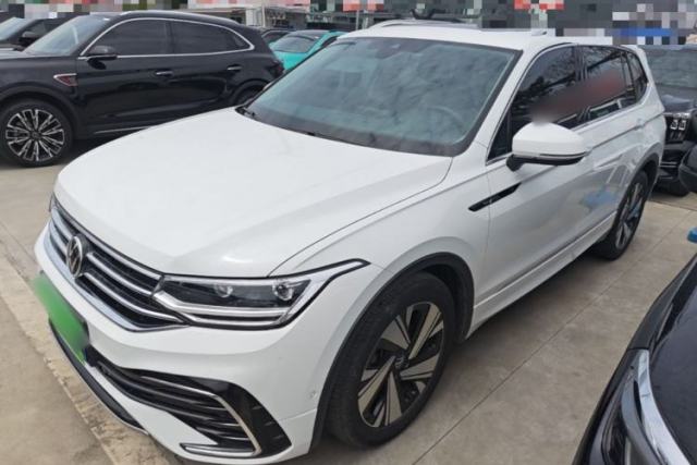 Used Volkswagen Tiguan L 2023 Restyled 330TSI Automatic Two-Wheel Drive R-Line Enhanced Comfort Version