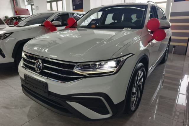 Volkswagen Tiguan L 2023 330TSI Automatic Two-Wheel Drive Comfort Edition usado