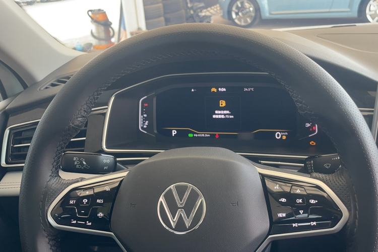 Used Volkswagen Tiguan L 2023 330TSI Automatic Two-Wheel Drive Smart Edition Instrument Cluster