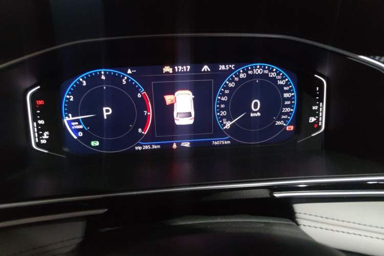 Used Volkswagen Tiguan L 2023 380TSI Automatic All-Wheel Drive R-Line Enhanced 7-Seater Instrument Cluster