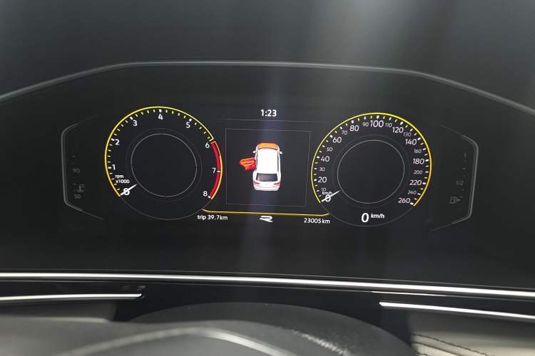 Used Volkswagen Tiguan L 2023 330TSI Automatic Two-Wheel Drive R-Line Enjoyment Edition Instrument Cluster