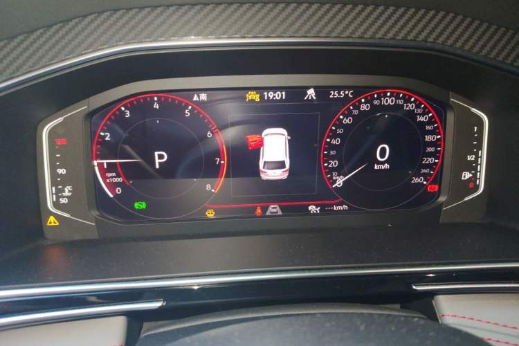Used Volkswagen Tiguan L 2023 380TSI Automatic All-Wheel Drive R-Line Flagship 7-Seater Instrument Cluster