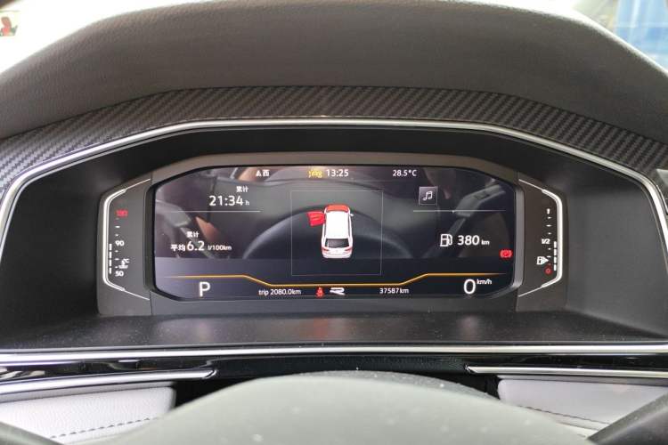 Used Volkswagen Tiguan L 2023 330TSI Automatic Two-Wheel Drive R-Line Enjoyment Edition Instrument Cluster