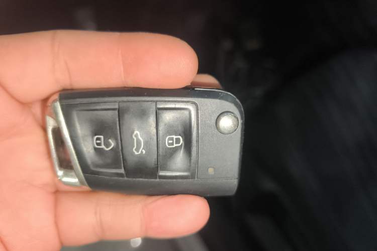 Used Volkswagen Tiguan L 2023 330TSI Automatic Two-Wheel Drive Comfort Edition Interior 1