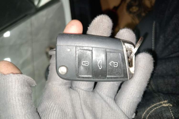 Used Volkswagen Tiguan L 2023 330TSI Automatic Two-Wheel Drive Comfort Edition Interior 1