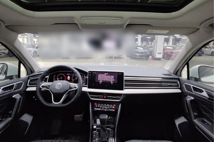 Used Volkswagen Tiguan L 2023 280TSI Automatic Two-Wheel Drive Trendy Innovation Limited Edition Interior 1
