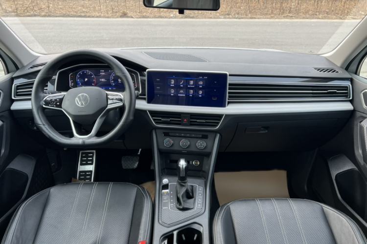 Used Volkswagen Tiguan L 2023 330TSI Automatic Two-Wheel Drive Comfort Edition Interior 5