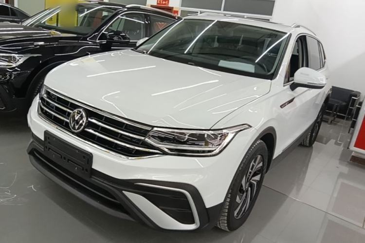 Used Volkswagen Tiguan L 2023 Revised Version 330TSI Automatic Two-Wheel Drive Smart Enjoyment Edition Guazi used car, China used car export, Used car for sale, Used  cars, Cheapest cars for sale