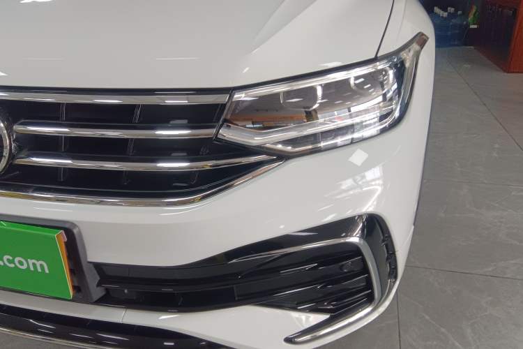Used Volkswagen Tiguan L 2023 330TSI Automatic Two-Wheel Drive R-Line Enjoyment Edition Left Front Headlight