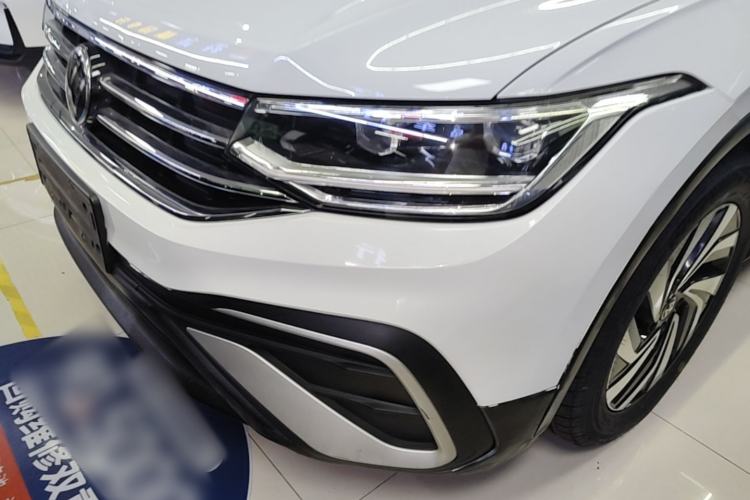 Used Volkswagen Tiguan L 2023 330TSI Automatic Two-Wheel Drive Comfort Edition Left Front Headlight