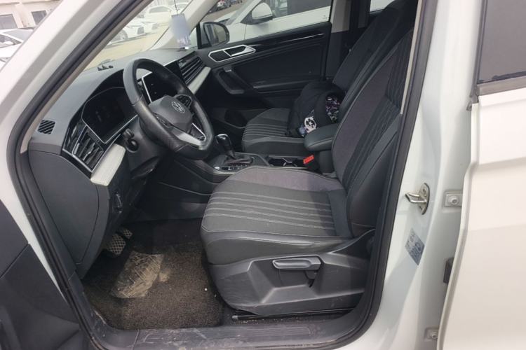 Used Volkswagen Tiguan L 2023 330TSI Automatic Two-Wheel Drive Comfort Edition Left Front Seat