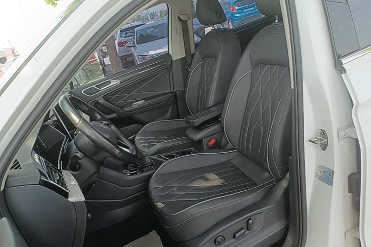 Used Volkswagen Tiguan L 2023 300TSI Automatic Two-Wheel Drive Smart Edition Left Front Seat