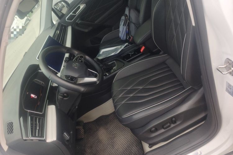 Used Volkswagen Tiguan L 2023 300TSI Automatic Two-Wheel Drive Smart Edition Left Front Seat