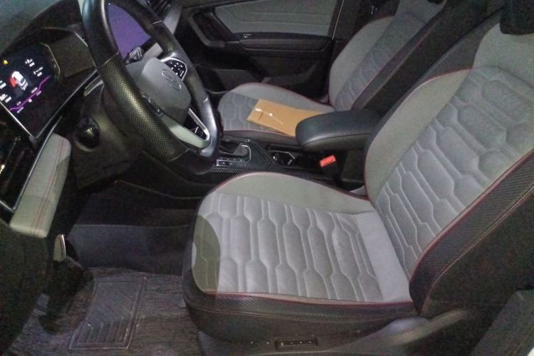 Used Volkswagen Tiguan L 2023 Restyled 330TSI Automatic Two-Wheel Drive R-Line Flagship Edition Left Front Seat