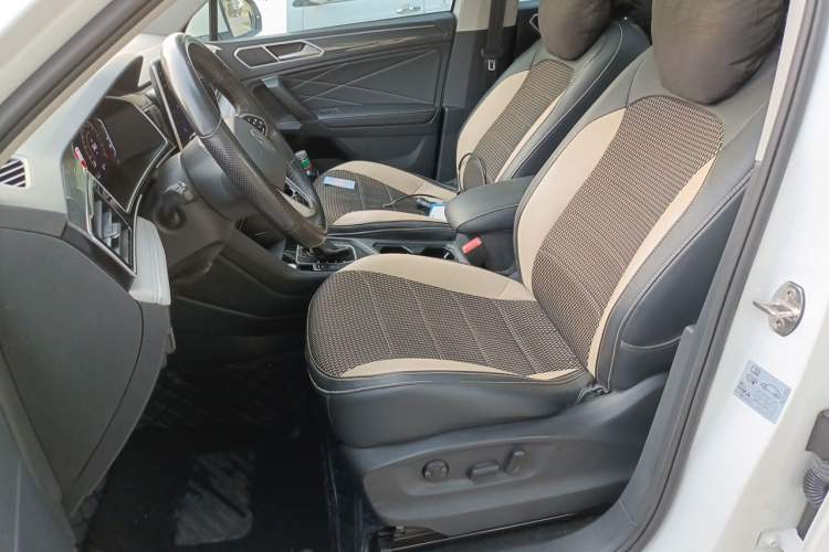 Used Volkswagen Tiguan L 2023 330TSI Automatic Two-Wheel Drive R-Line Enjoyment Edition Left Front Seat