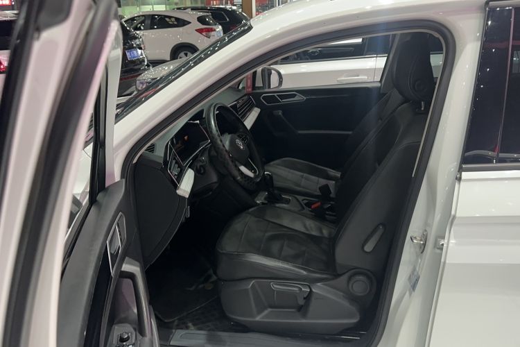 Used Volkswagen Tiguan L 2023 330TSI Automatic Two-Wheel Drive Comfort Edition Left Front Seat