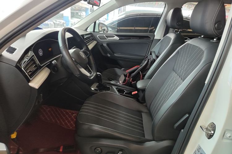 Used Volkswagen Tiguan L 2023 330TSI Automatic Two-Wheel Drive Comfort Edition Left Front Seat