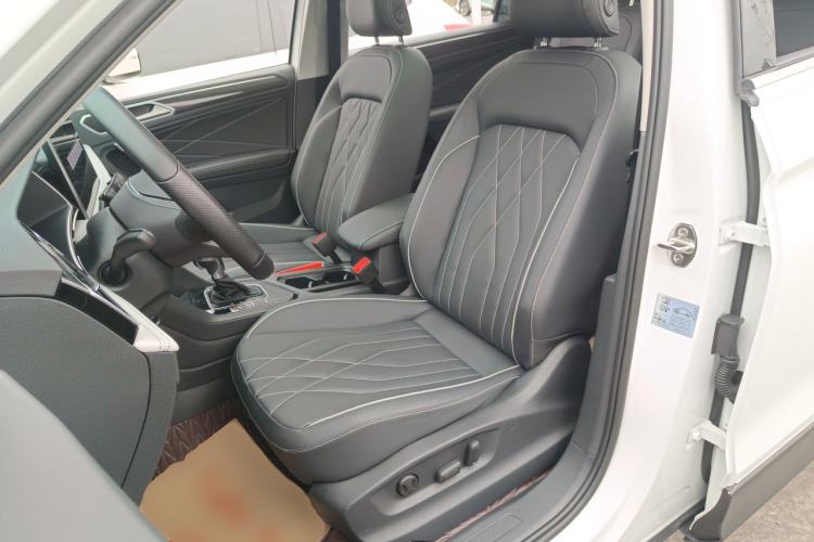 Used Volkswagen Tiguan L 2023 300TSI Automatic Two-Wheel Drive Smart Edition Left Front Seat