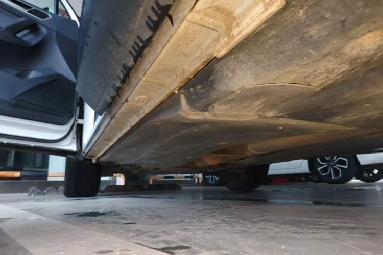 Used Volkswagen Tiguan L 2023 330TSI Automatic Two-Wheel Drive Comfort Edition Left Side Sill