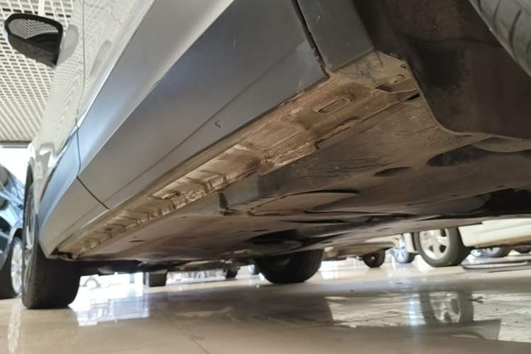 Used Volkswagen Tiguan L 2023 300TSI Automatic Two-Wheel Drive Smart Edition Left Side Sill