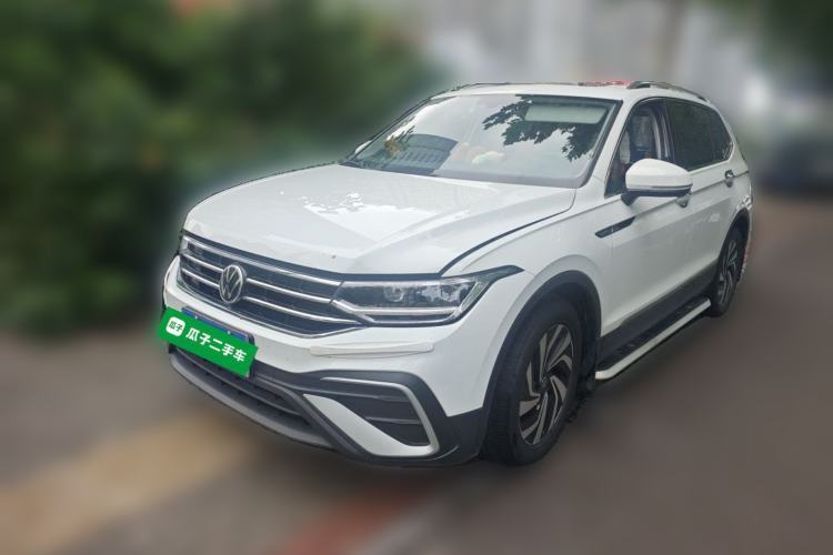 Used Volkswagen Tiguan L 2023 330TSI Automatic Two-Wheel Drive Smart Edition Guazi used car, China used car export, Used car for sale, Used  cars, Cheapest cars for sale