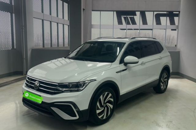 Used Volkswagen Tiguan L 2023 Revised Version 330TSI Automatic Two-Wheel Drive Smart Enjoyment Edition