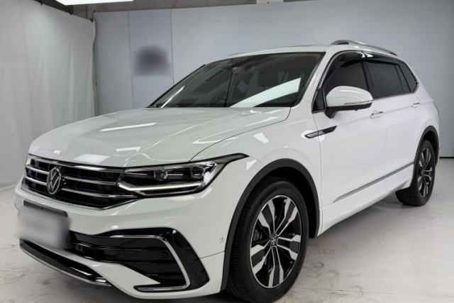 Used Volkswagen Tiguan L 2023 Restyled 330TSI Automatic Two-Wheel Drive R-Line Enhanced Comfort Version