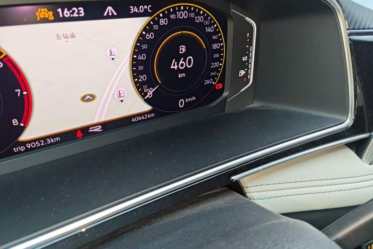 Used Volkswagen Tiguan L 2023 380TSI Automatic All-Wheel Drive R-Line Enhanced 7-Seater Odometer Close Up