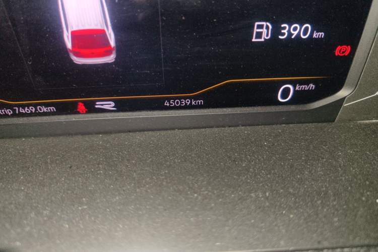 Used Volkswagen Tiguan L 2023 330TSI Automatic Two-Wheel Drive R-Line Enjoyment Edition Odometer Close Up