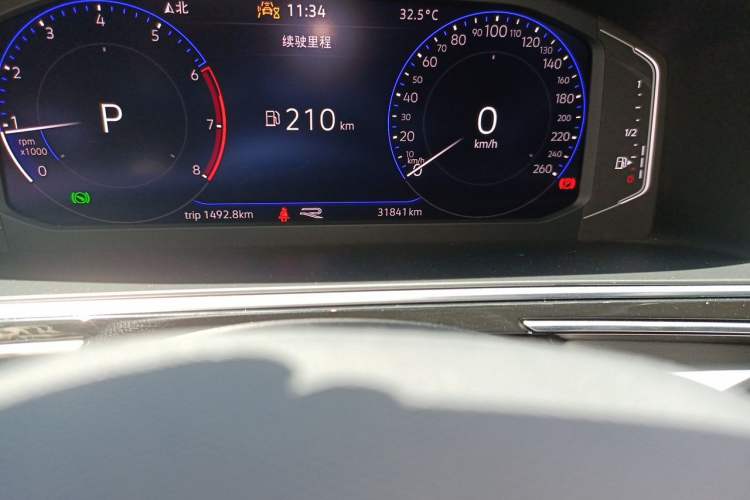 Used Volkswagen Tiguan L 2023 330TSI Automatic Two-Wheel Drive R-Line Flagship Edition Odometer Close Up