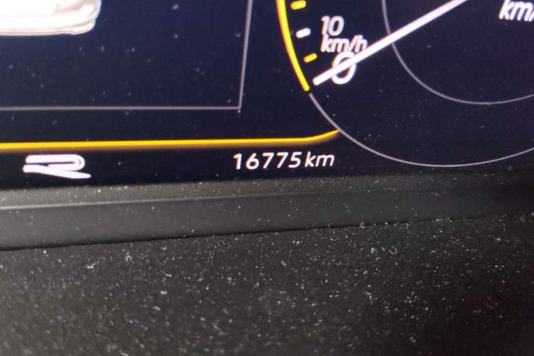 Used Volkswagen Tiguan L 2023 380TSI Automatic All-Wheel Drive R-Line Enhanced 7-Seater Odometer Close Up