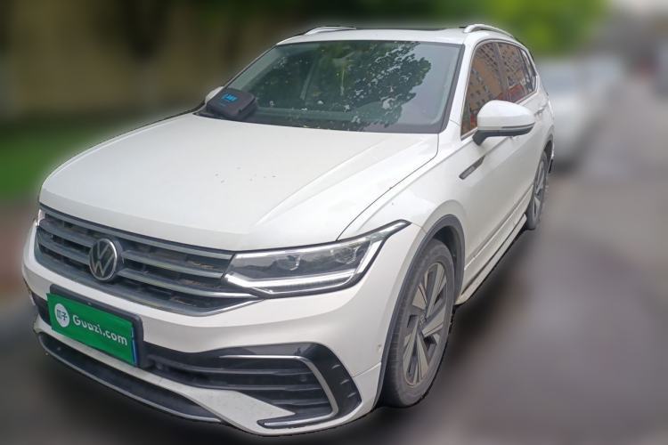 Used Volkswagen Tiguan L 2023 Restyled 330TSI Automatic Two-Wheel Drive R-Line Enhanced Comfort Version Guazi used car, China used car export, Used car for sale, Used cars, Cheapest cars for sale