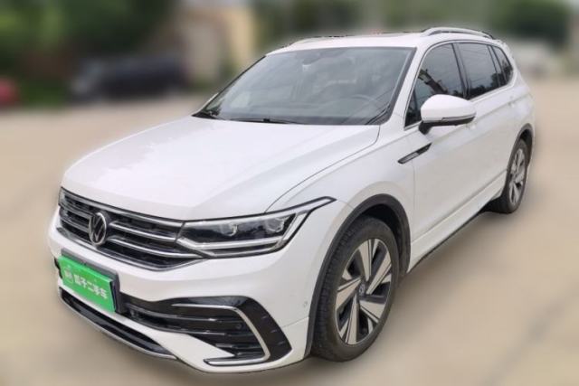Ojetý Volkswagen Tiguan L 2023 Restyled 330TSI Automatic Two-Wheel Drive R-Line Enhanced Comfort Version