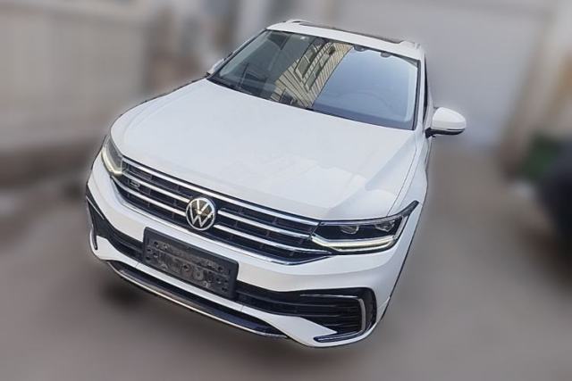 Used Volkswagen Tiguan L 2023 Facelifted 380TSI Automatic All-Wheel Drive R-Line Plus Version 7-Seater