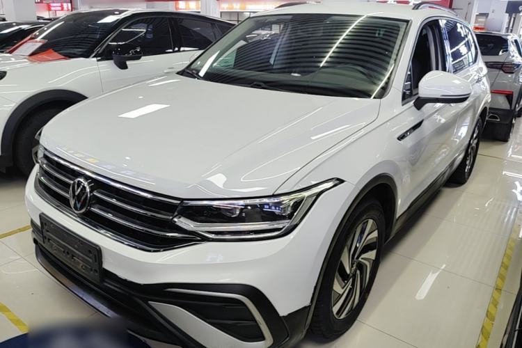 Used Volkswagen Tiguan L 2023 330TSI Automatic Two-Wheel Drive Comfort Edition Guazi used car, China used car export, Used car for sale, Used  cars, Cheapest cars for sale