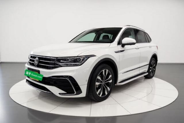 Ojetý Volkswagen Tiguan L 2023 330TSI Automatic Two-Wheel Drive R-Line Enjoyment Edition