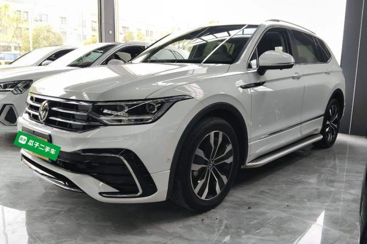 Used Volkswagen Tiguan L 2023 330TSI Automatic Two-Wheel Drive R-Line Enjoyment Edition Guazi used car, China used car export, Used car for sale, Used  cars, Cheapest cars for sale