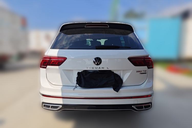 Used Volkswagen Tiguan L 2023 380TSI Automatic All-Wheel Drive R-Line Enhanced 7-Seater Rear