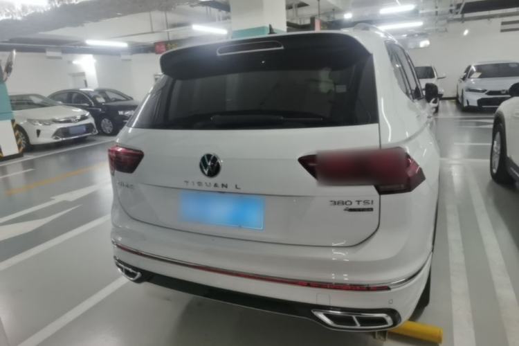 Used Volkswagen Tiguan L 2023 Facelift 380TSI Automatic All-Wheel Drive R-Line Flagship 7-Seater Rear