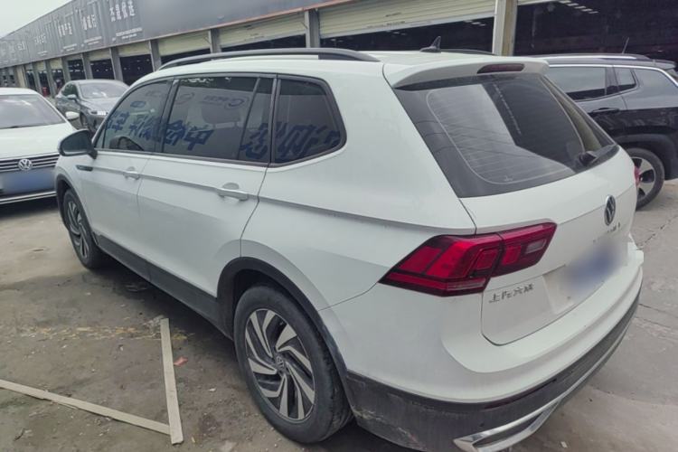 Used Volkswagen Tiguan L 2023 330TSI Automatic Two-Wheel Drive Comfort Edition Rear Left 45 Deg